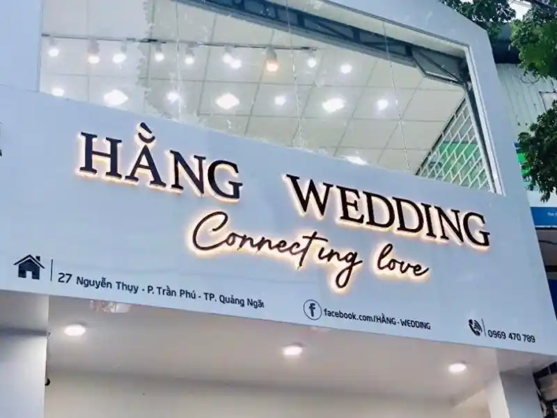 Biển aluminium chữ nổi studio áo cưới, bền đẹp lâu dài