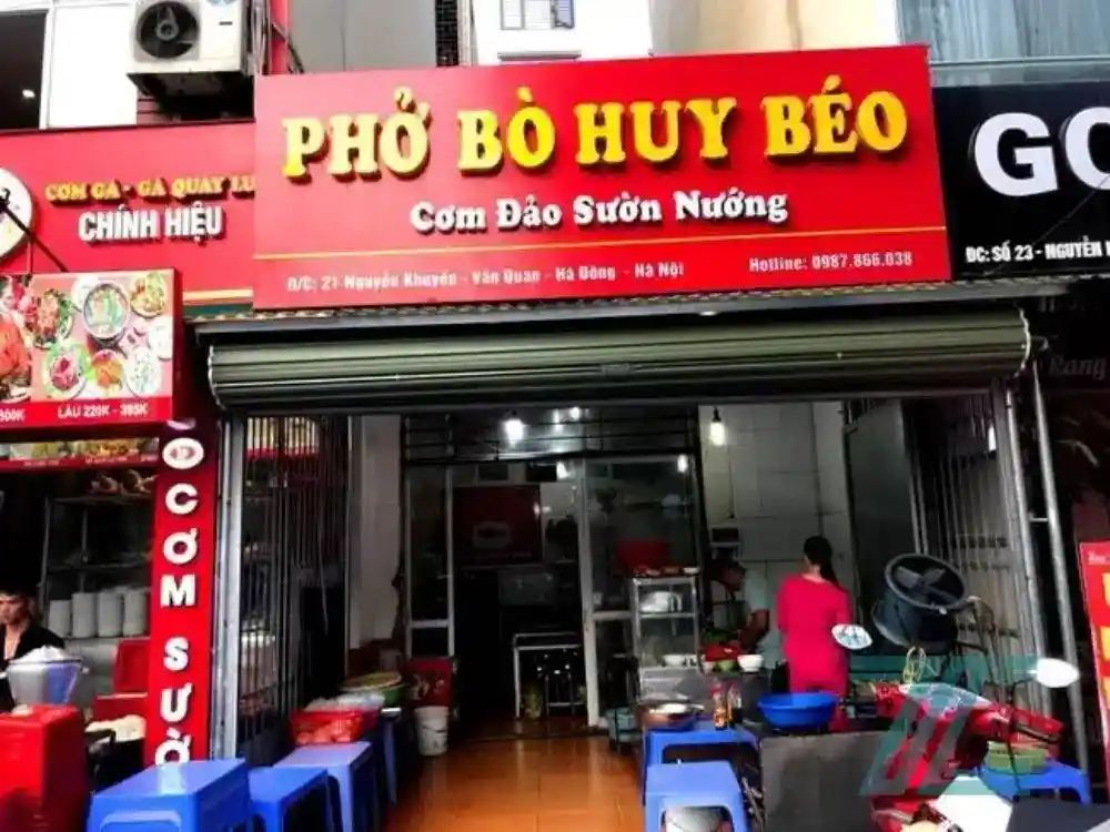 Mẫu bảng hiệu quán phở hiện đại thu hút khách
