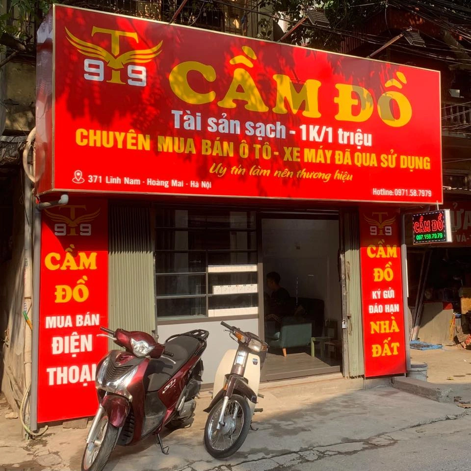 Biển quảng cáo cầm đồ chữ nổi kết hợp đèn LED