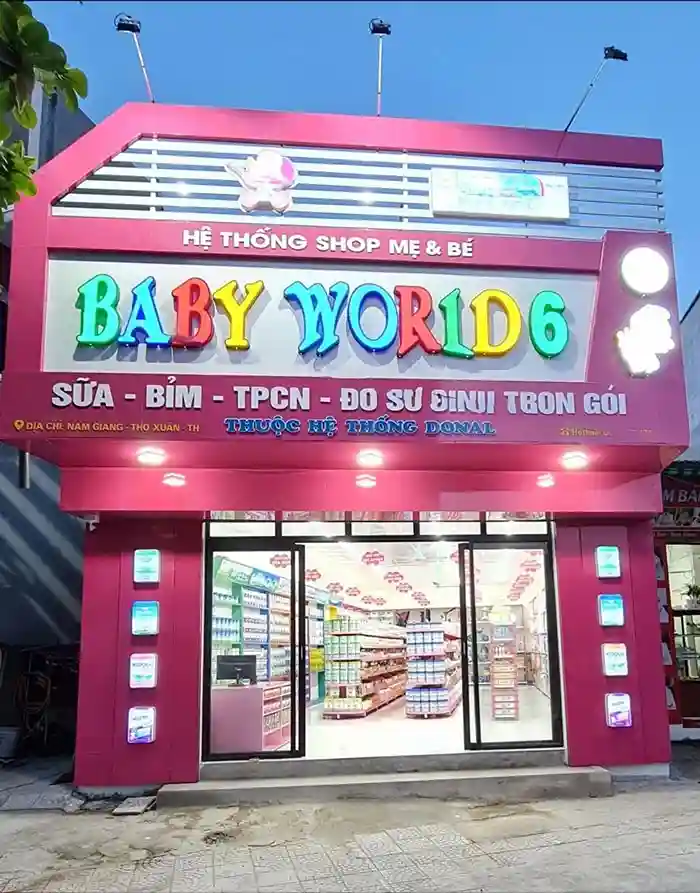 Biển mica shop mẹ và bé