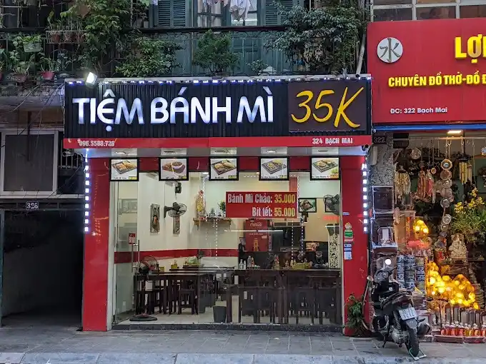 Biển quảng cáo bánh mì