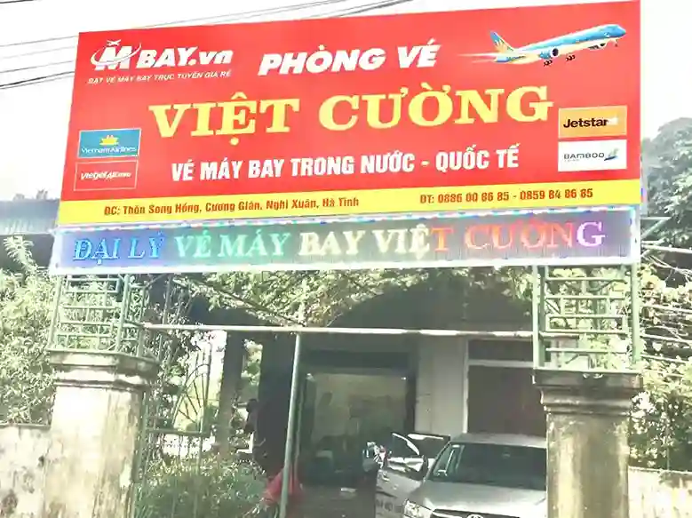 Biển quảng cáo phòng vé máy bay Việt Cường