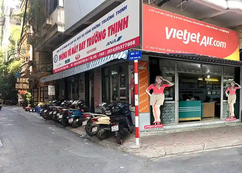 Biển quảng cáo phòng vé máy bay Trường Thịnh