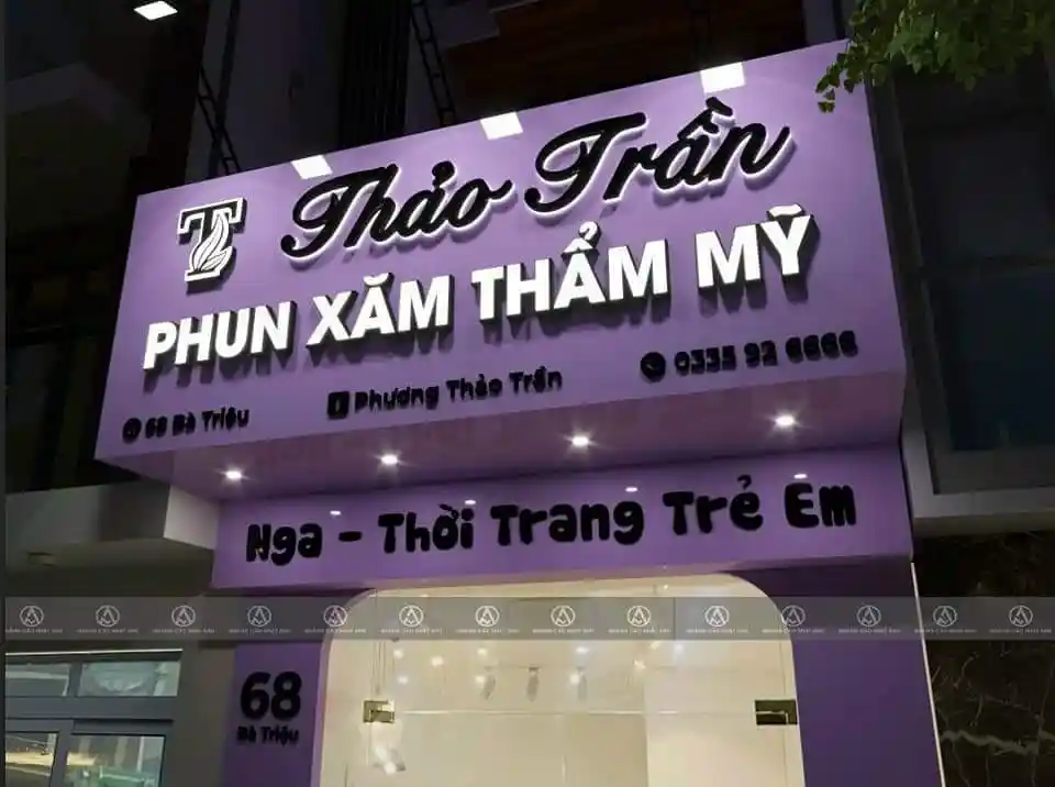 Thiết kế biển quảng cáo phun xăm thẩm mỹ độc đáo