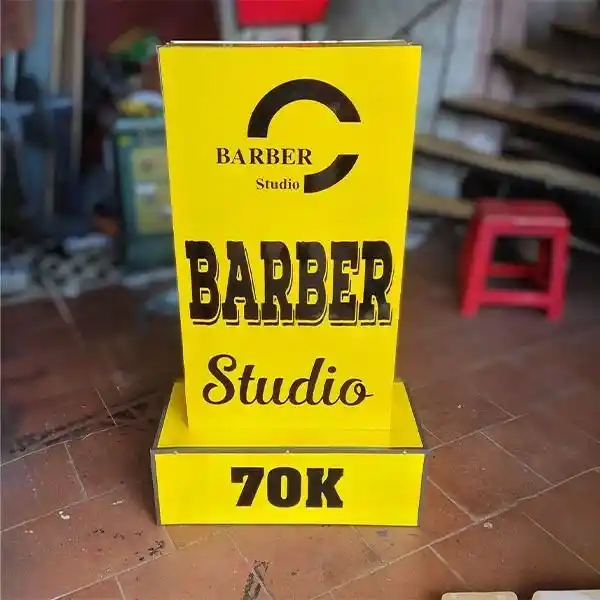 Biển vẫy  barbershop phong cách Âu