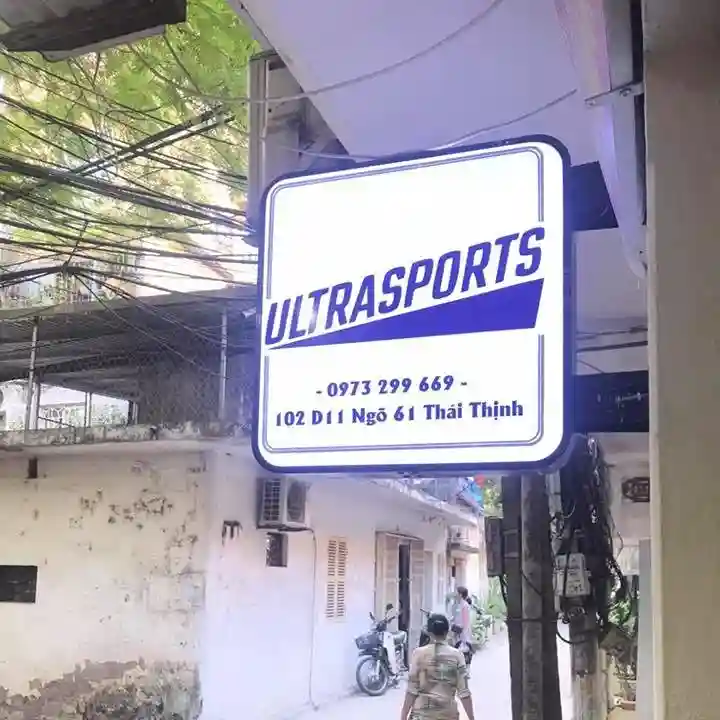 Biển vẫy quảng cáo shop quần áo đèn LED thu hút ánh nhìn
