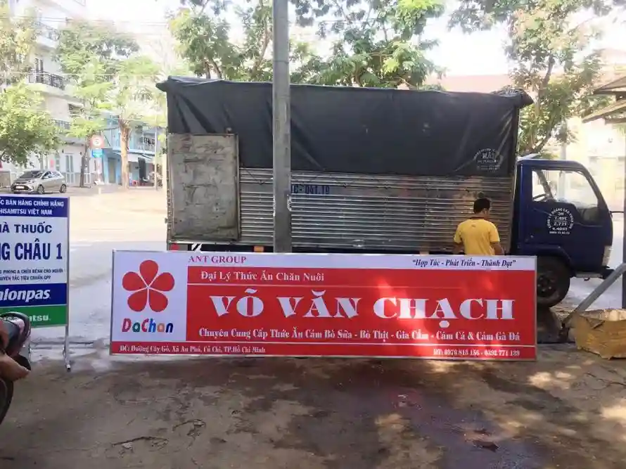 Biển quảng cáo thức ăn chăn nuôi độc đáo, nâng tầm thương hiệu và tạo ấn tượng với khách hàng
