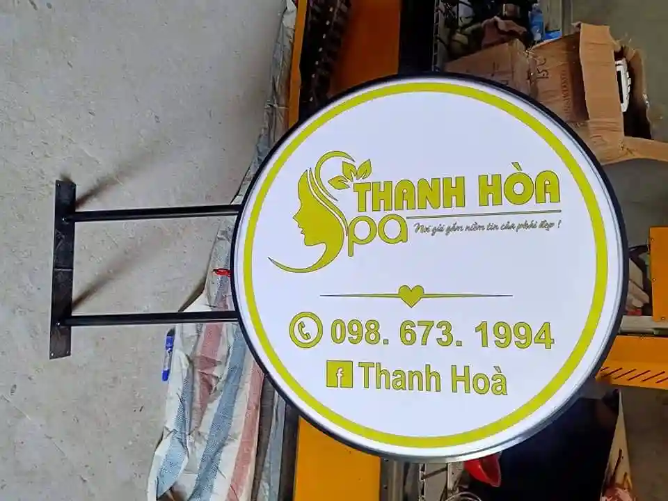Biển vẫy tròn cho spa và tiệm nail