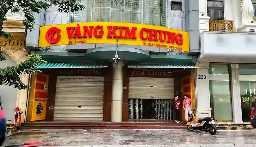 Thi công biển tiệm vàng chuyên nghiệp, nhanh chóng