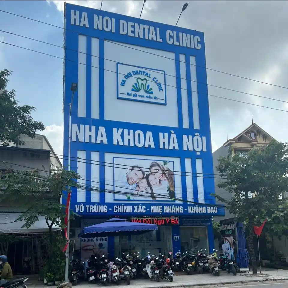Biển quảng cáo mặt tiền phòng khám nha khoa