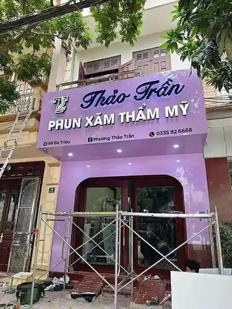 Thiết kế biển quảng cáo phun xăm thẩm mỹ độc đáo