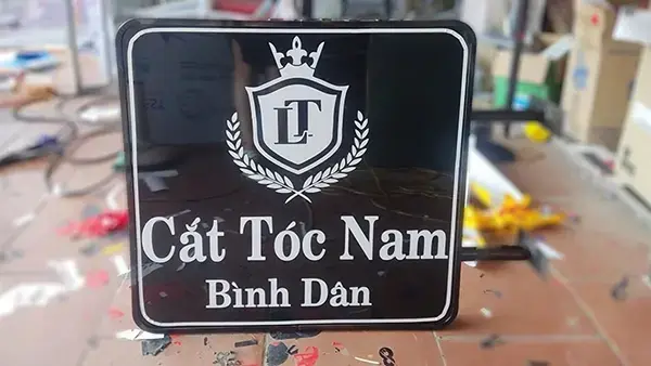 Thi công biển vẫy cắt tóc chuyên nghiệp tại Hà Nội