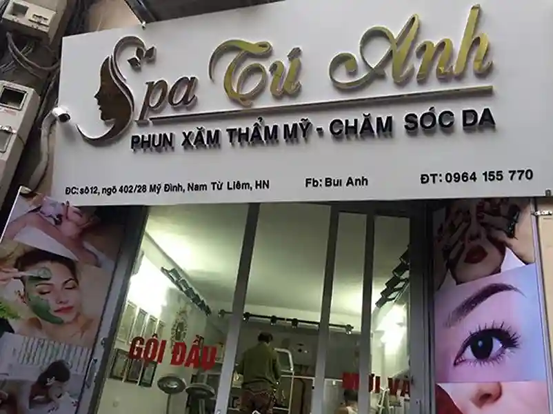 Biển salon phun xăm thẩm mỹ thu hút khách hàng