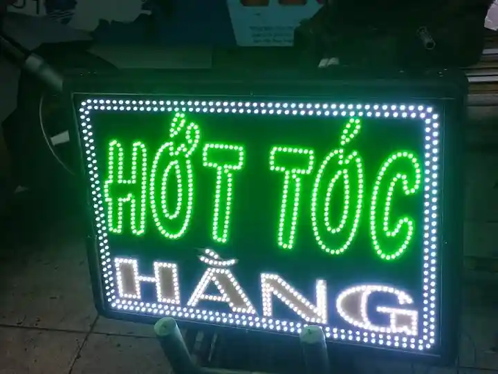 Biển vẫy led ruồi hớt tóc