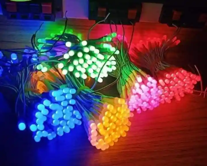 led ruồi đơn sắc