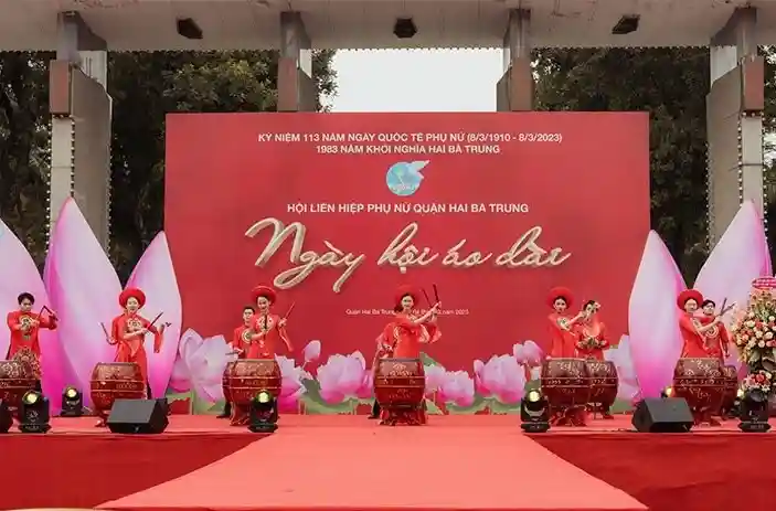 Thi công backdrop 8-3