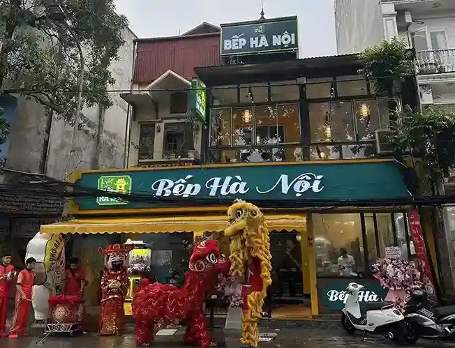 Thi công biển quảng cáo cửa hàng ăn uống tại Đại Mỗ