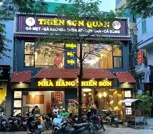 Biển quảng cáo LED nổi bật cho nhà hàng tại khu vực Nam Trung Yên