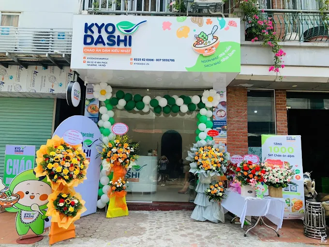 Biển quảng cáo alu chữ nổi tại Vạn Phúc